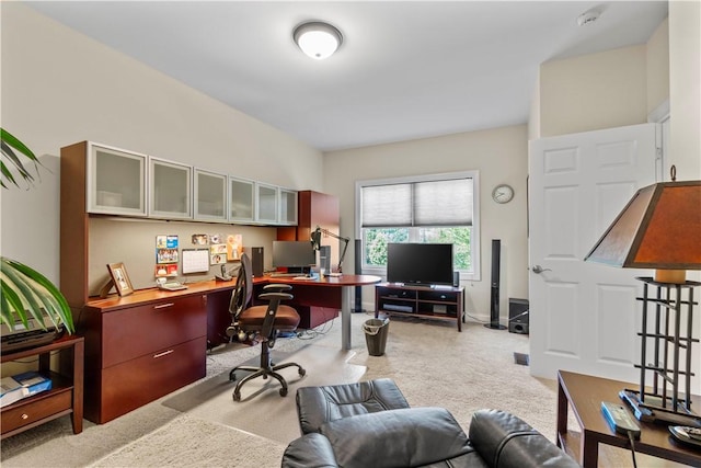 1 Riverfront St, Oakmont, PA 15139 - home office with light carpet
