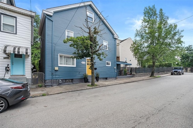 5110 Duncan St, Lawrenceville, PA 15201 - view of front of home with entry steps