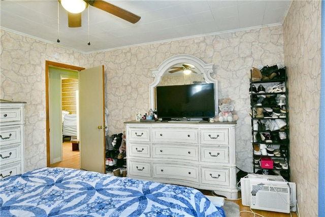 114 10th St, Pymatuning Twp, PA 16125 - bedroom with ornamental molding and ceiling fan