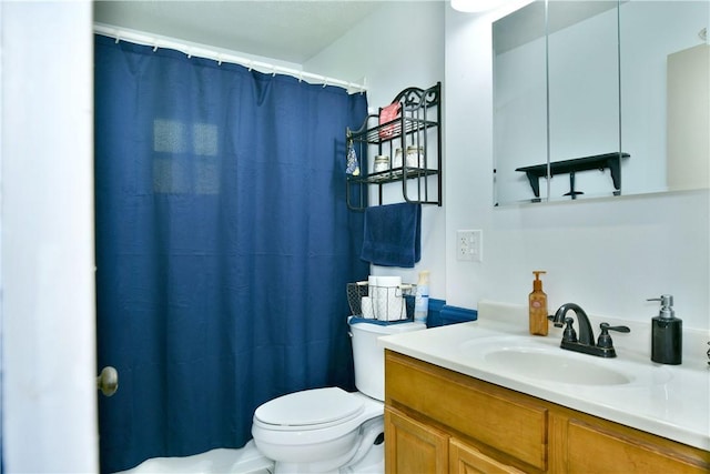 114 10th St, Pymatuning Twp, PA 16125 - full bath featuring vanity and a shower with shower curtain
