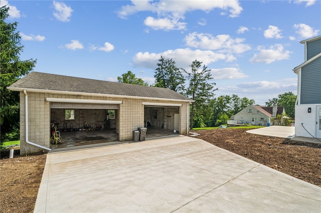 1611 Guffey Rd, North Huntingdon, PA 15642 - detached garage featuring concrete driveway