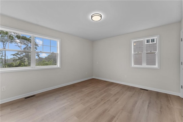 2215 Lebanon Dr, Elizabeth Twp/Boro, PA 15135 - spare room featuring light wood-style floors and baseboards