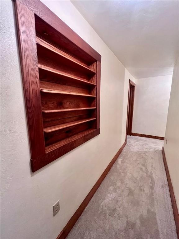423 Bonniebrook Rd, Summit Twp, PA 16002 - hall featuring carpet floors and baseboards