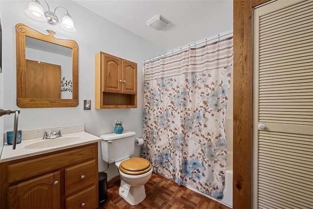 71 Mcclure Rd, West Deer, PA 15024 - bathroom with vanity and shower / tub combo with curtain