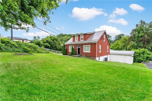 90 S Thompson Ln, North Huntingdon, PA 15642 - view of front of property with a metal roof