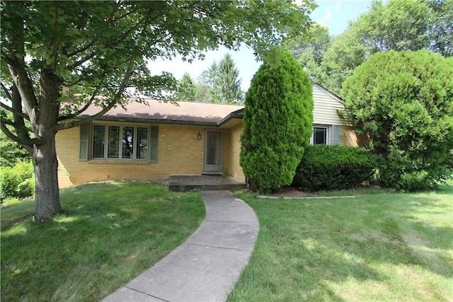 138 Demmel Dr, Peters Twp, PA 15317 - single story home featuring brick siding and a front yard