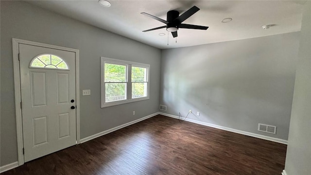 4010 Jane St, West Mifflin, PA 15122 - foyer entrance with dark wood-type flooring and ceiling fan