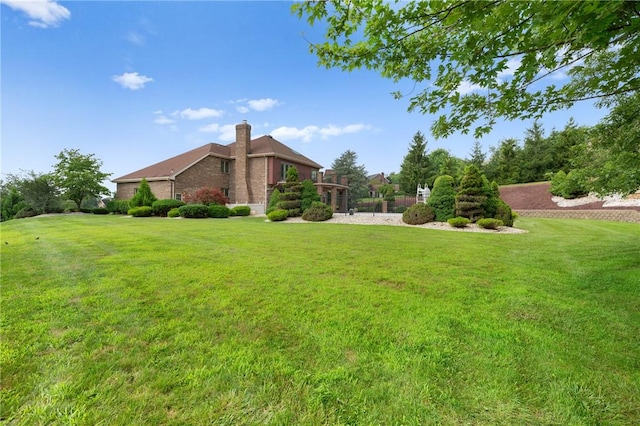 4 Hawthorne Ln, Penn Twp, PA 15642 - view of green lawn