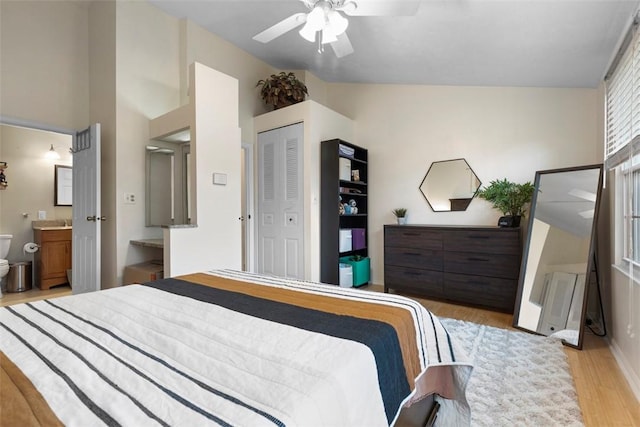 3269 Dawson St, Oakland, PA 15213 - bedroom featuring light wood-type flooring, lofted ceiling, a ceiling fan, ensuite bathroom, and a closet