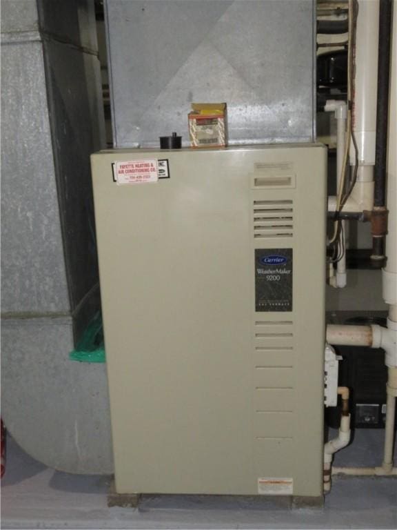 103 Cedar St, Masontown, PA 15461 - view of utility room