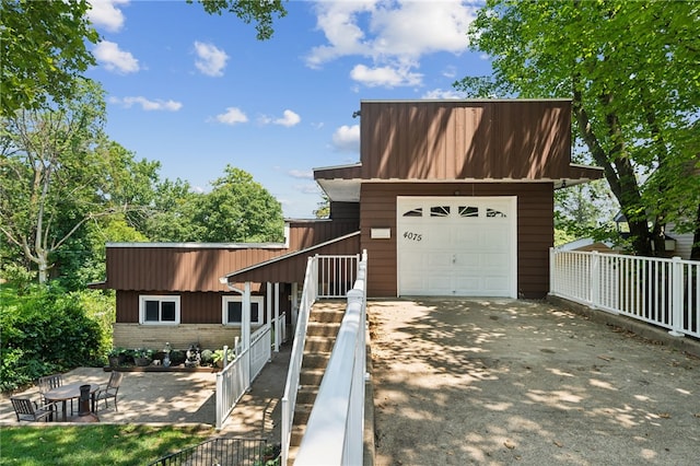 4075 Greensburg Pike, Wilkins Twp, PA 15221 - contemporary home with concrete driveway