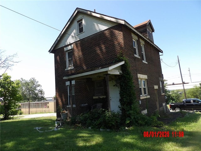 807 Lee Ave, Farrell, PA 16121 - photo 2