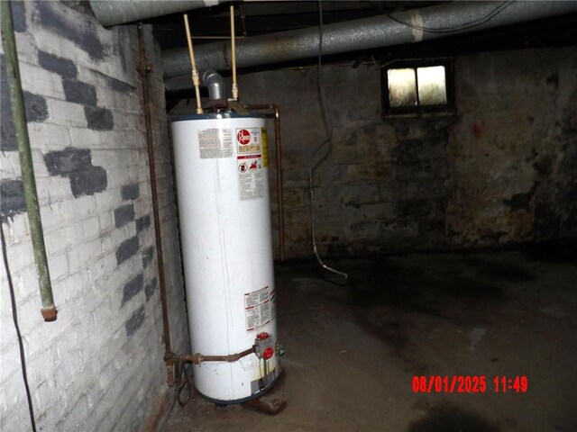 807 Lee Ave, Farrell, PA 16121 - photo 20