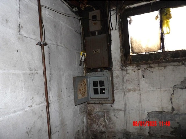 807 Lee Ave, Farrell, PA 16121 - photo 21