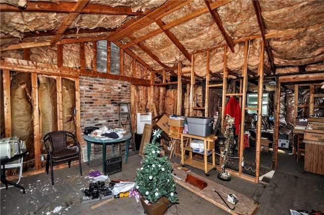 517 S 3rd Ave, Elizabeth Twp/Boro, PA 15037 - miscellaneous room featuring lofted ceiling