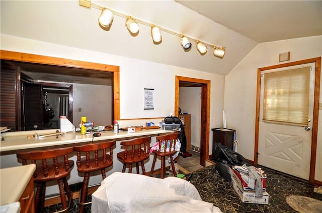 517 S 3rd Ave, Elizabeth Twp/Boro, PA 15037 - dining area with lofted ceiling
