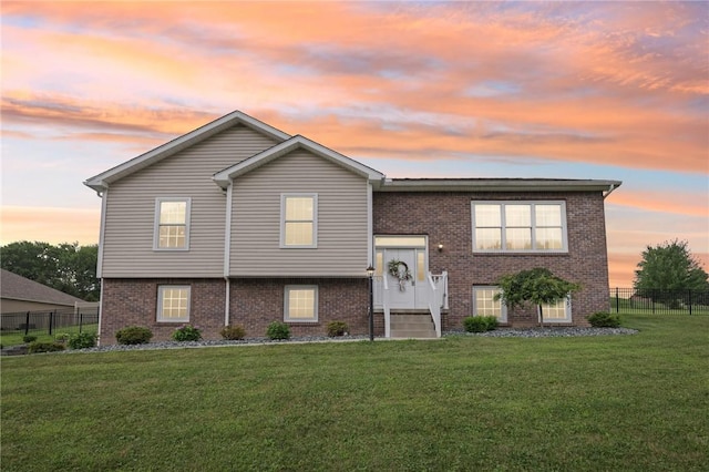196 Weathervane Dr, Slippery Rock Twp, PA 16057 - split foyer home with brick siding