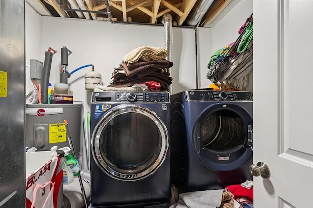196 Weathervane Dr, Slippery Rock Twp, PA 16057 - laundry area featuring independent washer and dryer