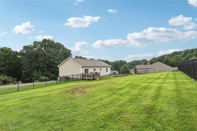 196 Weathervane Dr, Slippery Rock Twp, PA 16057 - view of fenced backyard
