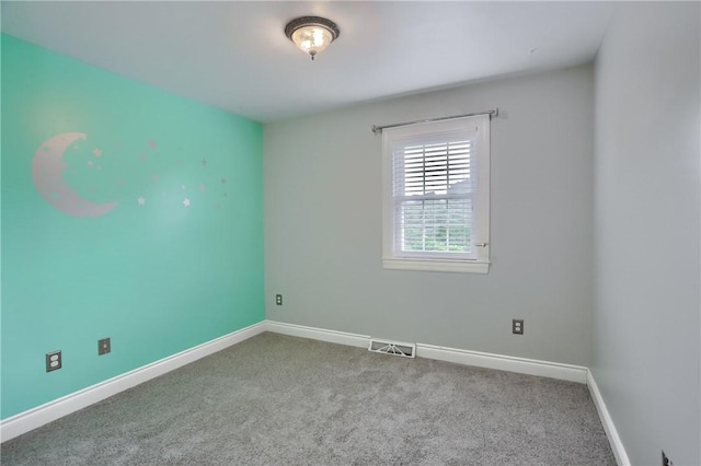 184 Wynne St, Shaler, PA 15209 - empty room with carpet and baseboards