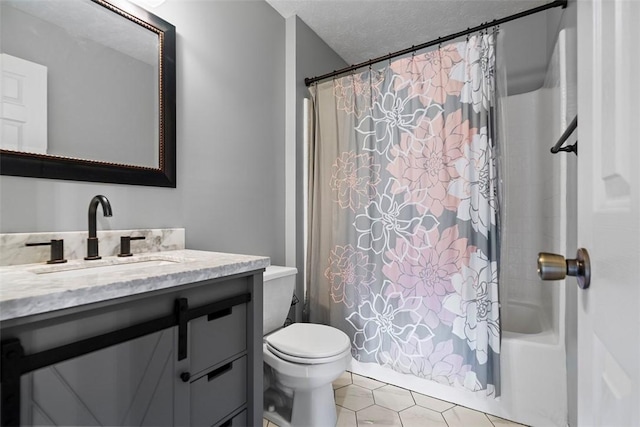 53 Peters Rd, Hempfield Twp, PA 15601 - bathroom featuring vanity, a textured ceiling, shower / bathtub combination with curtain, and tile patterned flooring