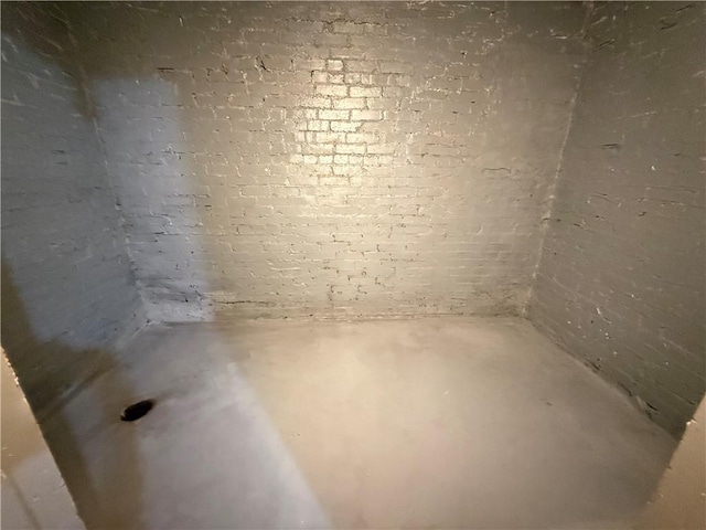 149 N 3rd St, Duquesne, PA 15110 - bathroom featuring concrete floors