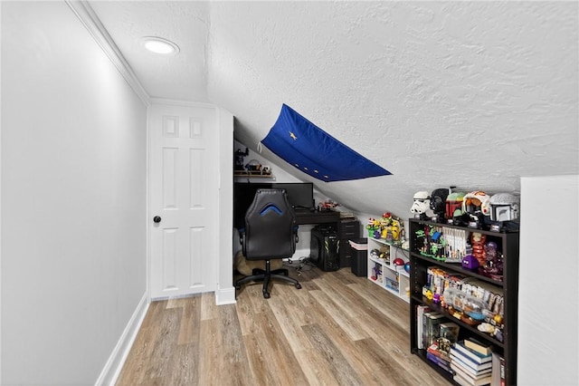 411 Center Ave, West View, PA 15229 - home office featuring a textured ceiling, wood finished floors, and vaulted ceiling
