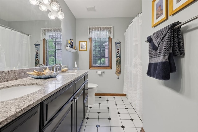 308 Heather Hill Dr, Pine Twp, PA 15044 - full bath featuring double vanity and curtained shower