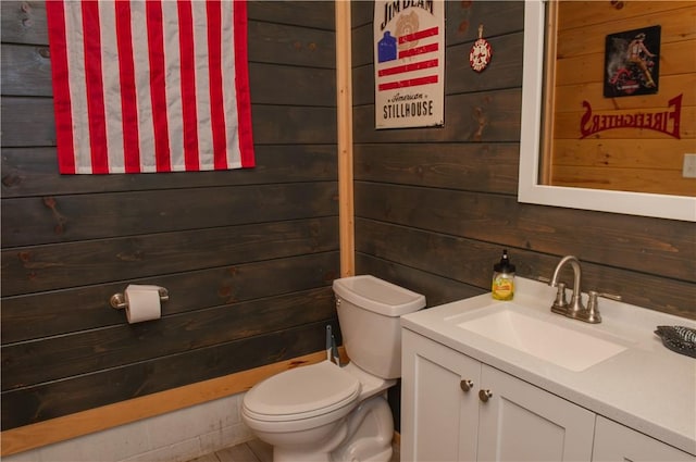 113 Betty Ln, Butler, PA 16002 - half bath featuring wooden walls and vanity