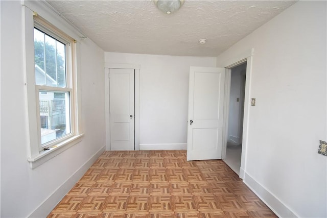 1804 Ridge Ave, Coraopolis, PA 15108 - unfurnished room featuring a textured ceiling and a smoke detector