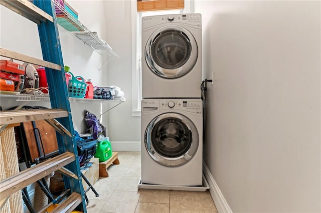 423 Lockhart St, East Allegheny, PA 15212 - washroom featuring stacked washing machine and dryer and tile patterned flooring