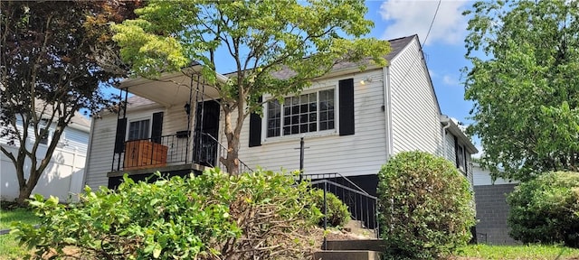 438 Esther Ave, New Kensington, PA 15068 - photo 1