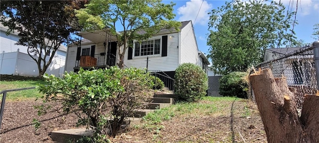 438 Esther Ave, New Kensington, PA 15068 - photo 3