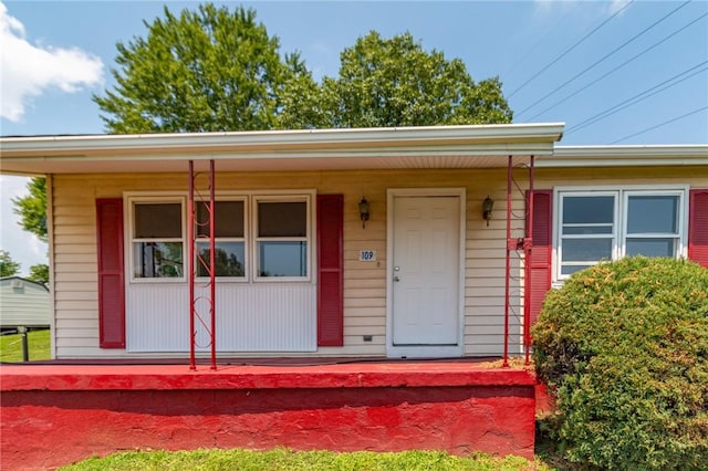 109 New Orchard Dr, Frazer, PA 15084 - view of front of house featuring covered porch