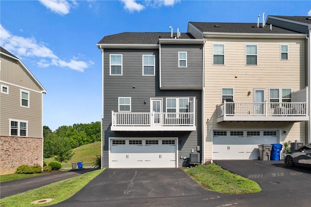1008 Adair Ave, Middlesex Twp, PA 16059 - back of house featuring driveway and a garage