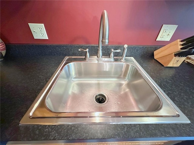 157 Aberdeen Dr, Mccandless, PA 15237 - kitchen view of a sink and dark countertops