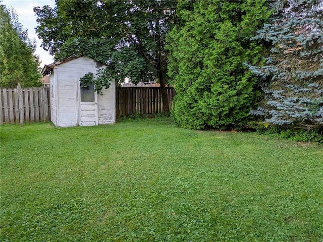 308 E Highland Ave, Ebensburg, PA 15931 - fenced backyard with a storage unit