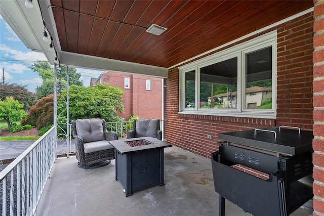 2112 Kansas Ave, White Oak, PA 15131 - photo 2