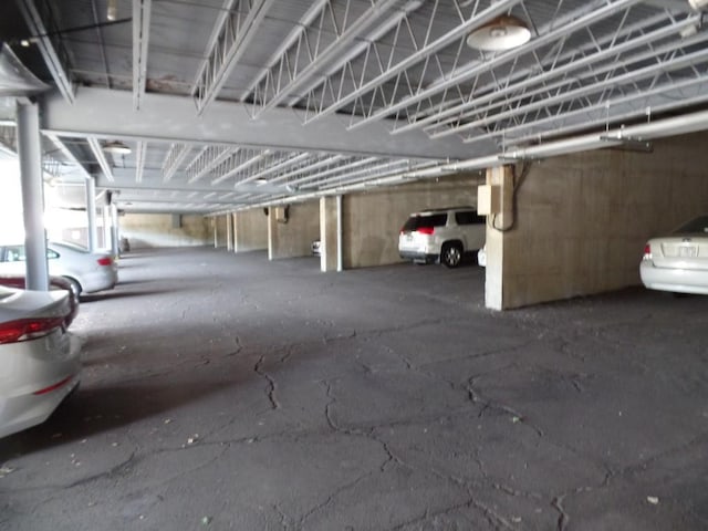 2160 Greentree Rd Unit 701W, Pittsburgh, PA 15220 - view of parking garage