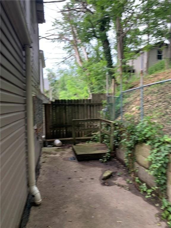 1309 Denise St, Overbrook, PA 15210 - view of patio