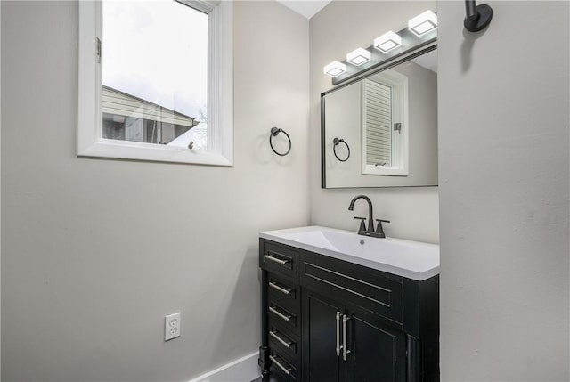 1122 Wade St, Aliquippa, PA 15001 - bathroom with vanity