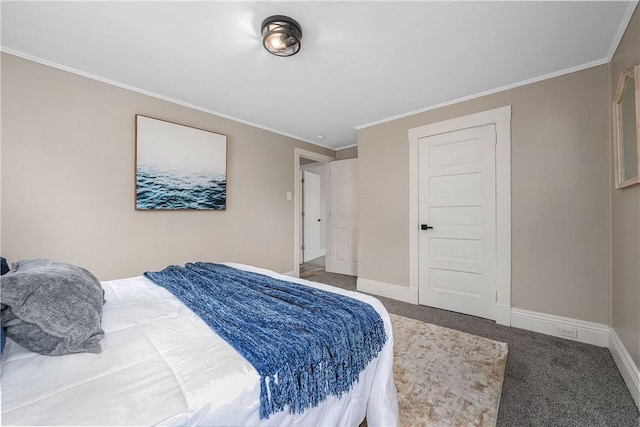 1122 Wade St, Aliquippa, PA 15001 - carpeted bedroom with baseboards and crown molding