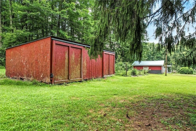 3067 N 3rd St, Jamestown, PA 16134 - view of green lawn featuring an outbuilding
