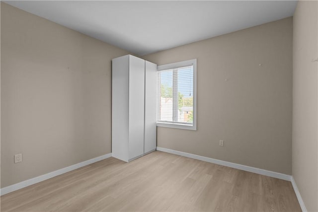 1825 Arcena St Unit 3, Downtown Pgh, PA 15219 - unfurnished room featuring light wood-style floors and baseboards