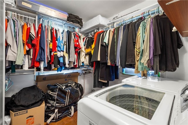 1246 Clairhaven St, Crafton Heights, PA 15205 - spacious closet featuring separate washer and dryer