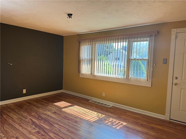 1032 S Cascade St, New Castle, PA 16101 - photo 5