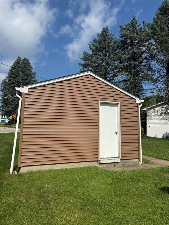 1032 S Cascade St, New Castle, PA 16101 - photo 8