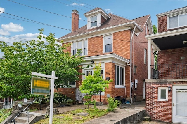 1052 Welfer St, Greenfield, PA 15217 - photo 2
