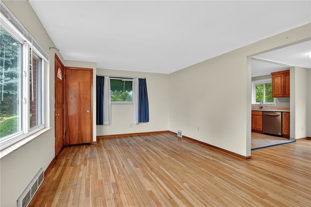 141 Westpoint Dr, Hempfield Twp, PA 15601 - photo 4