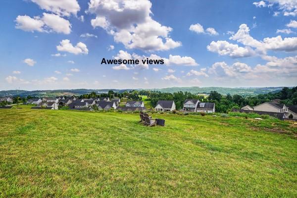106 High Pointe Dr, Chartiers, PA 15301 - view of grassy yard featuring a residential view